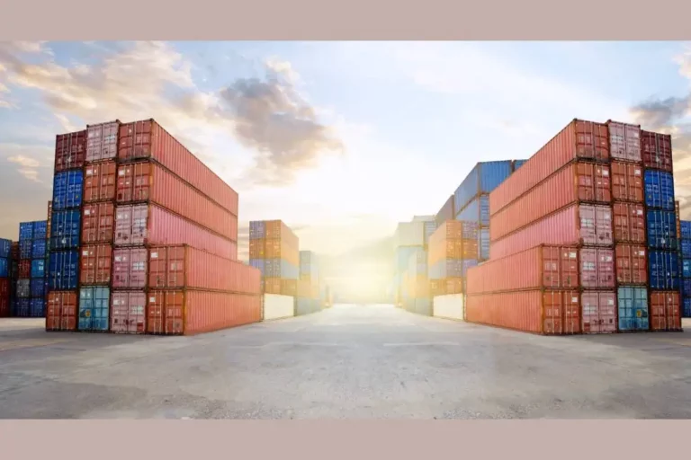 How Shipping Containers Can Benefit Your Business
