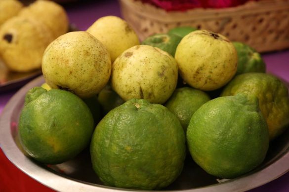 wellhealthorganic.com:5-amazing-health-benefits-of-guava