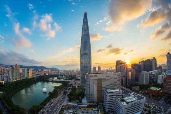 One-Month Stay in a Foreign City